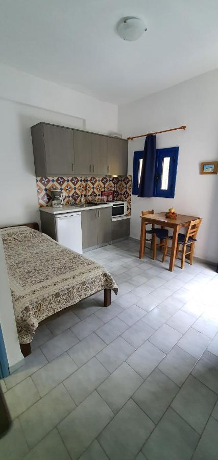 Irini Studios Jeorjúpoli Kültér fotó