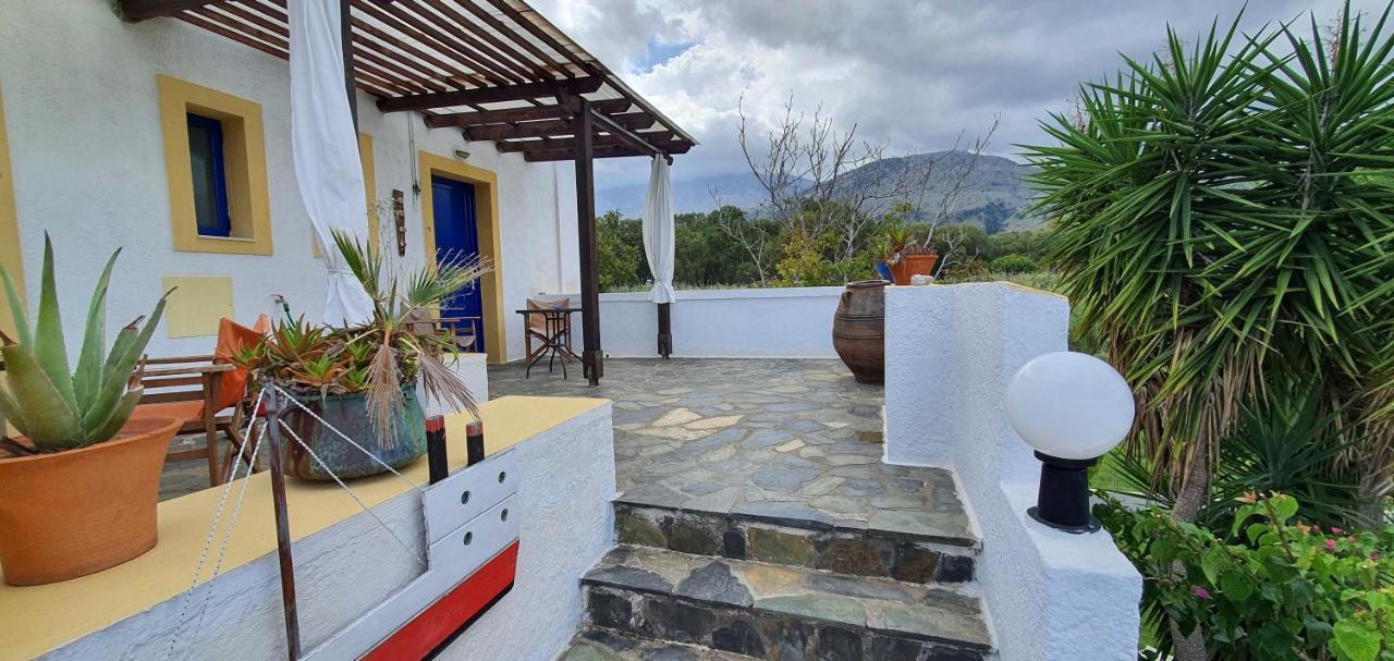 Irini Studios Jeorjúpoli Kültér fotó